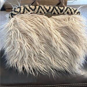 Elegant Cream Faux Fur Shoulder Bag